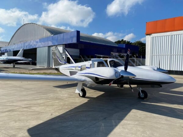 PIPER SENECA V - 2013 - Image 2